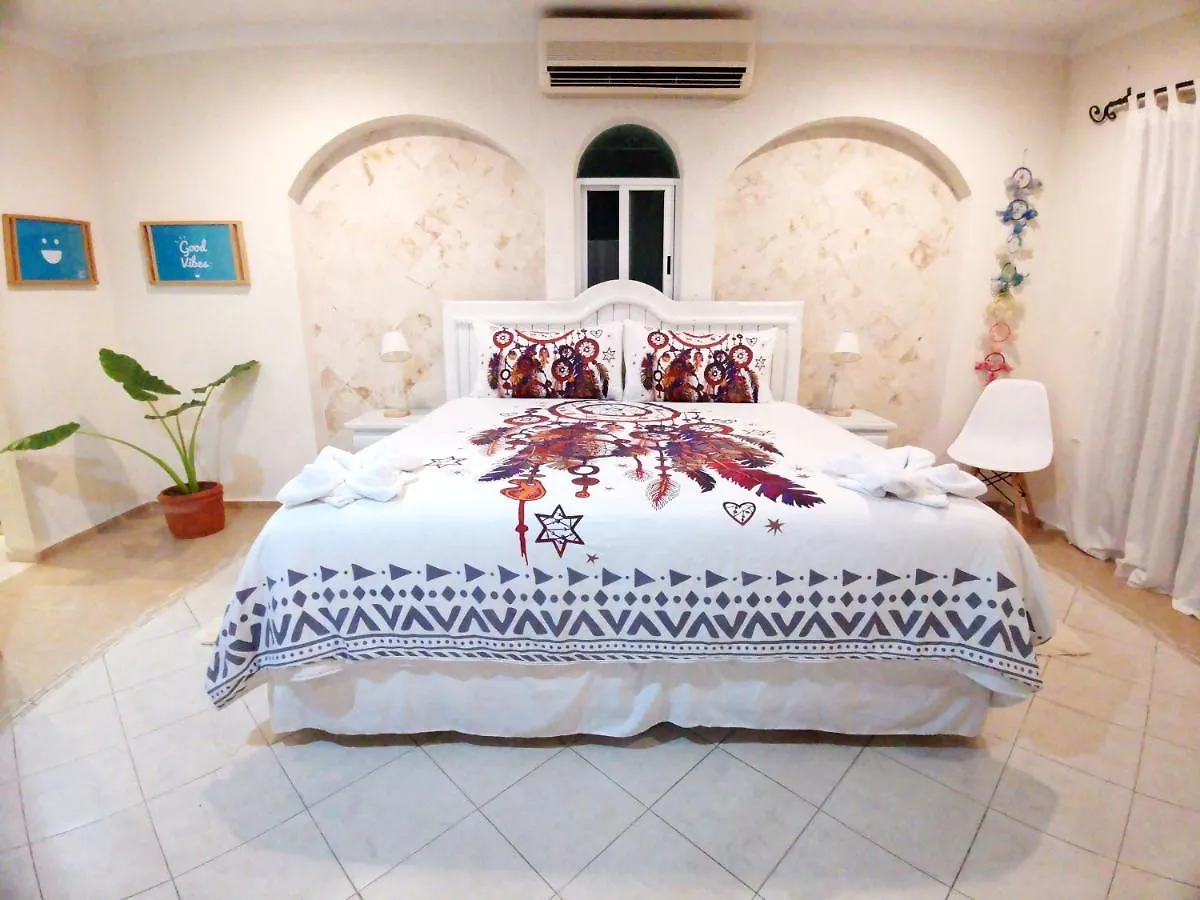 Beautiful & Cozy Near Beach Apartment Pool & Kingsize Bed Cancun