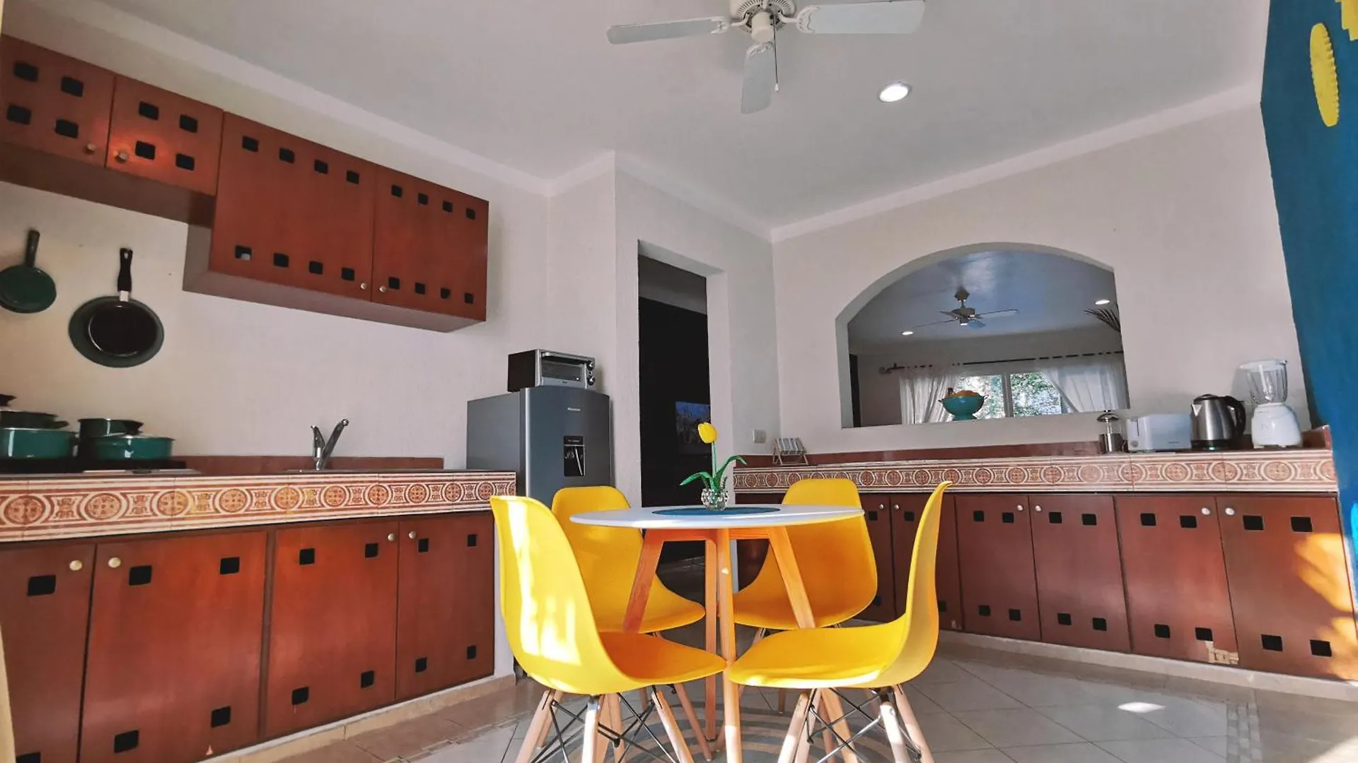 Beautiful & Cozy Near Beach Apartment Pool & Kingsize Bed Cancun